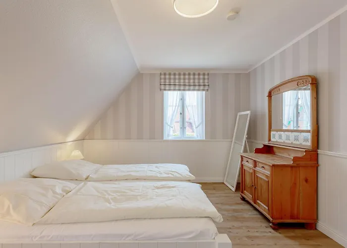 Haus Eiderstedt 2 Casa de Férias *